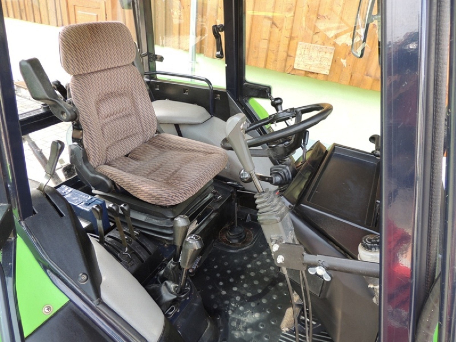 1995 Deutz-Fahr Agroxtra 4.07 - Image 4